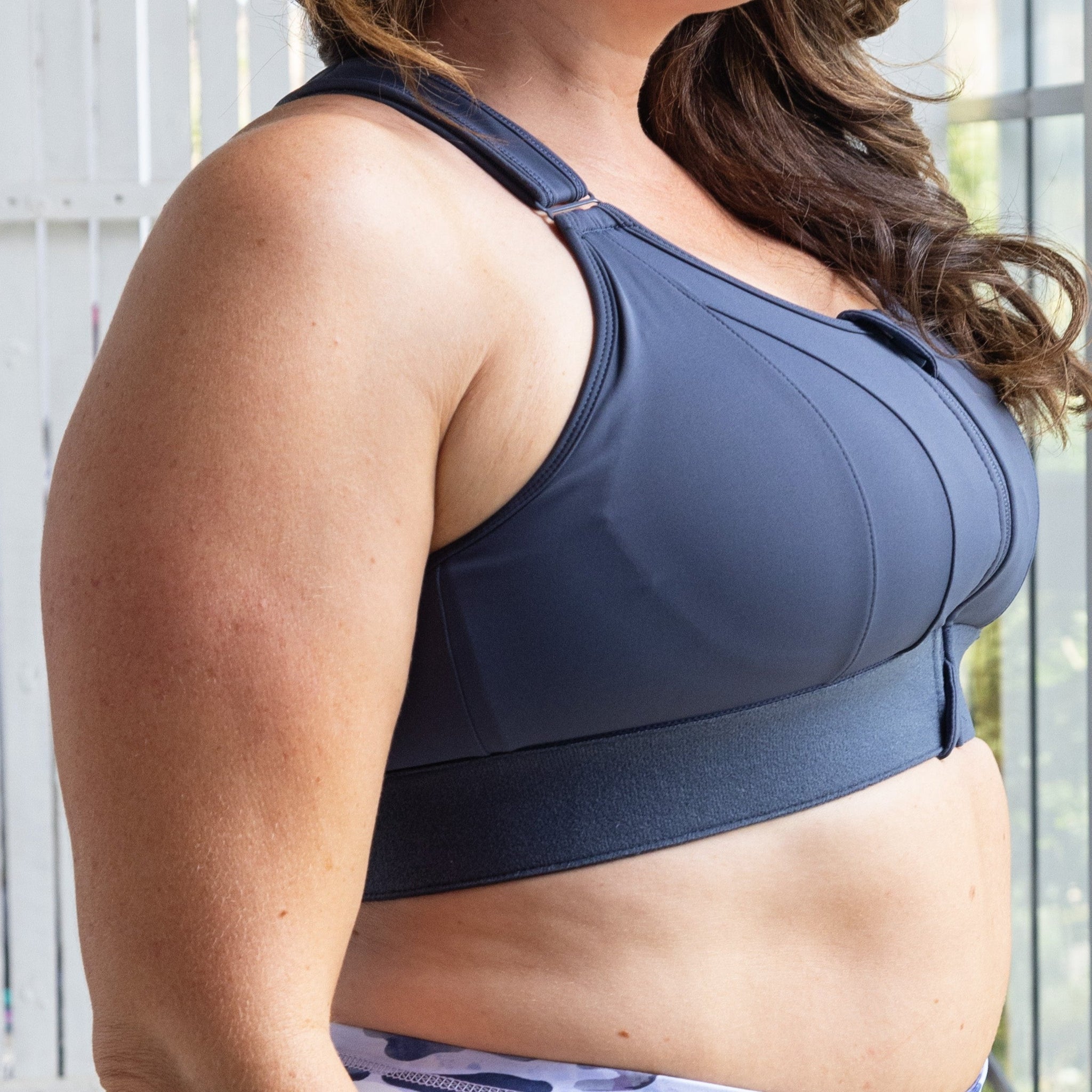 Body Kind Sports Bra - Version 2.0 | Navy – Lisa Raleigh