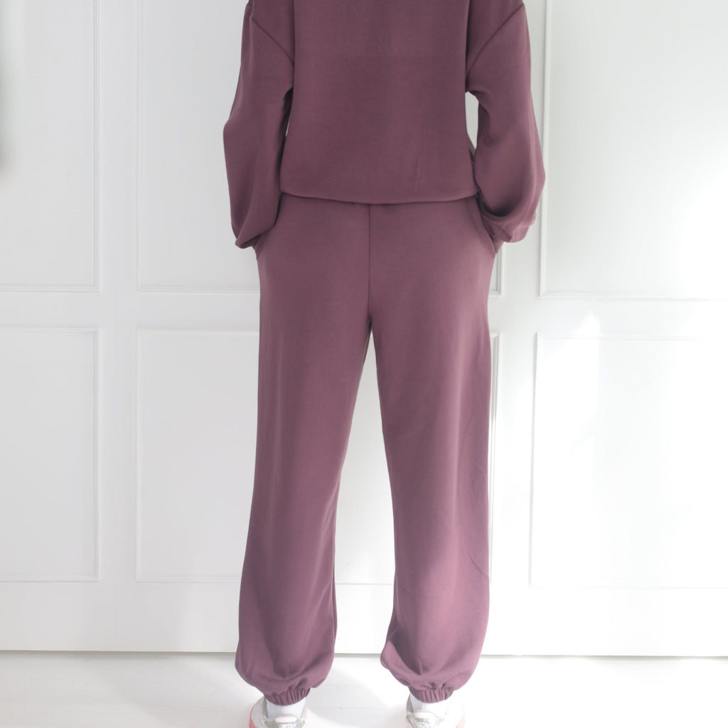 Java Plum Color Tracksuit Sleek & Chic Tracksuit | Plum | Lisa Raleigh – Lisa Raleigh Online Store